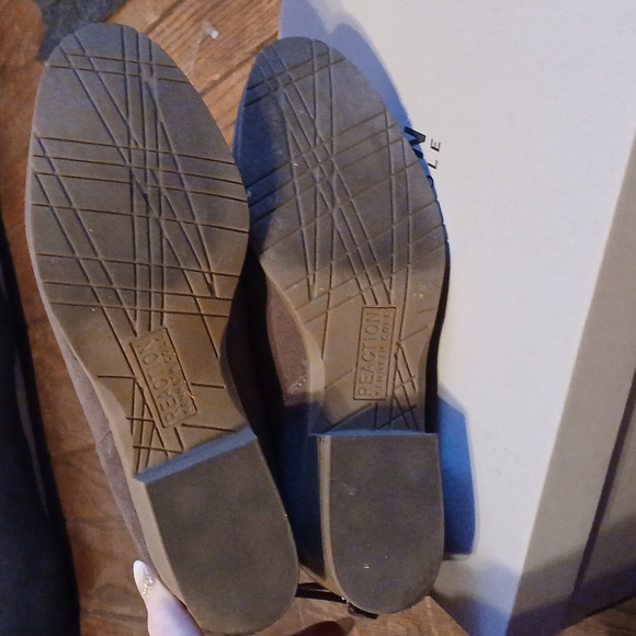 Kenneth Cole gray booties size 7 - Picture 11 of 12